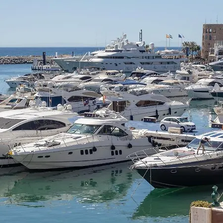 Oleholidays Pb 243 Primera Linea De Mar Puerto Banus Marbella