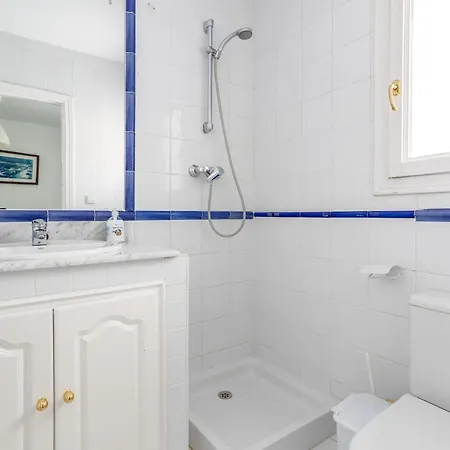 Apartment Oleholidays Pb 243 Primera Linea De Mar Puerto Banus *