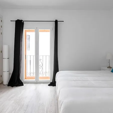 Apartment Oleholidays Pb 243 Primera Linea De Mar Puerto Banus