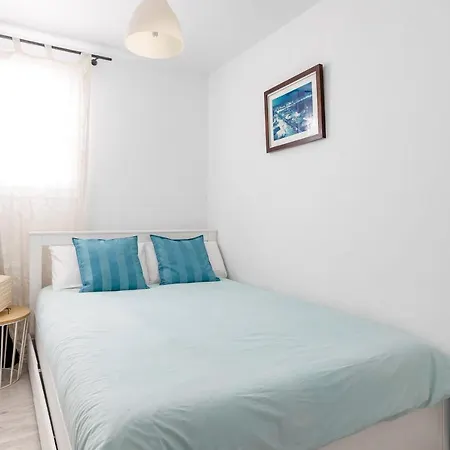 Oleholidays Pb 243 Primera Linea De Mar Puerto Banus *