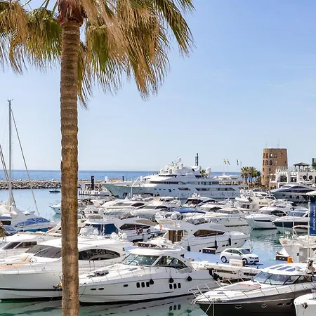 Oleholidays Pb 243 Primera Linea De Mar Puerto Banus